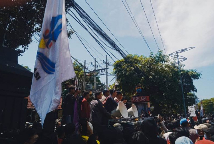 Inilah Tuntutan BEM Nusantara Surabaya