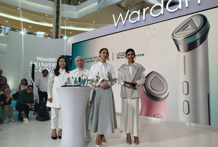 Serum Wardah Lift Regenerating Jadi Rahasia di Balik Kulit Glowing Yasmin Napper