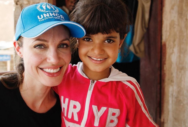 Angelina Jolie Ungkap Kehancuran Gaza dari Citra Satelit, Serukan Bantuan untuk Warga Palestina