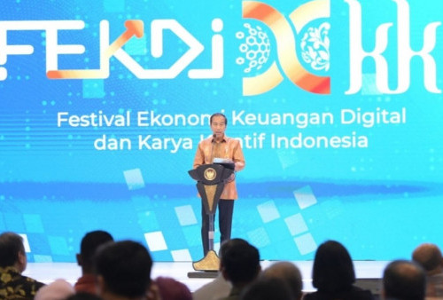  Jokowi Minta Pelaku UMKM Mulai Pakai AI untuk Promosi