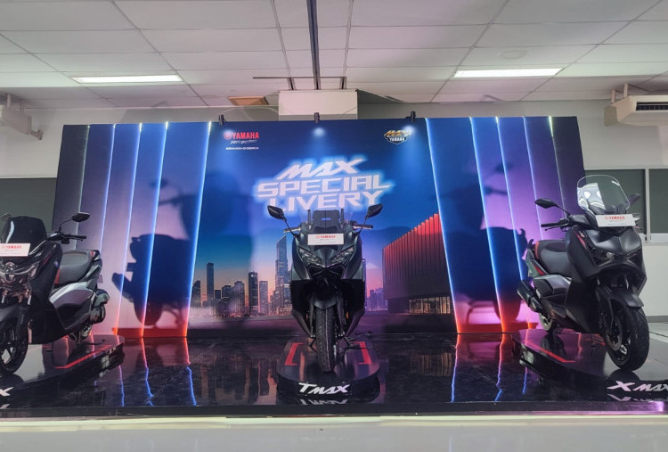 Rayakan 25 Tahun MAX, Yamaha Hadirkan Special Livery untuk Pasar Global