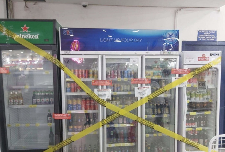 Jual Miras Golongan A Tanpa Izin, Pemprov DKI Segel Otlet Ritel HMI di Jakarta Barat