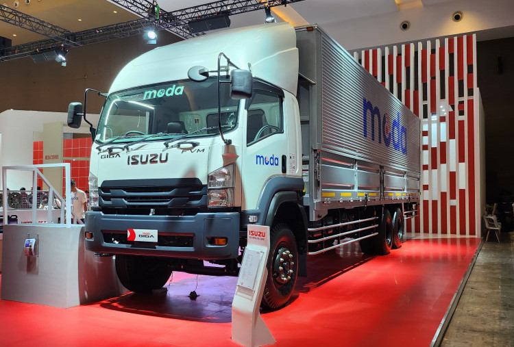 Isuzu x MODA, Hadirkan Isuzu GIGA FVM di GIICOMVEC 2026