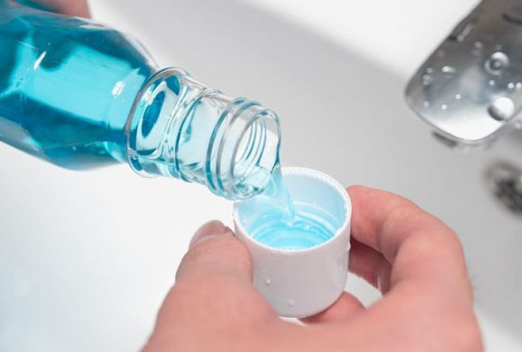 Efek Terlalu Sering Menggunakan Mouthwash