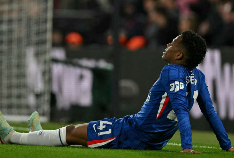 Chelsea Kalah dari MU, Estevao Willian Menangis Sesenggukan di Ruang Ganti