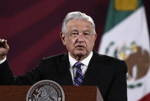 Bela Julian Assange, Presiden Meksiko Bersumpah akan Robohkan Patung Liberty