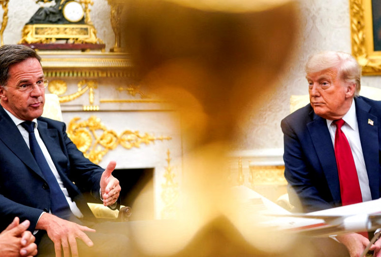 Trump Janjikan Rudal Patriot untuk Ukraina, Ancam Sanksi Ekspor Rusia