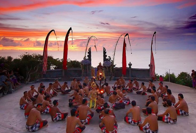 5 Fakta Menarik Tari Kecak Bali