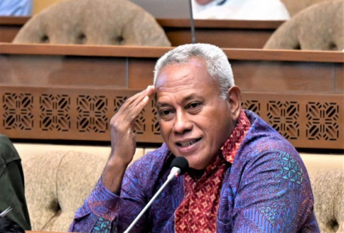 PDIP Keberatan Ambang Batas Parlemen 4 Persen Dihapus, Komarudin: Itu Wewenang Pembuat UU Bukan MK!