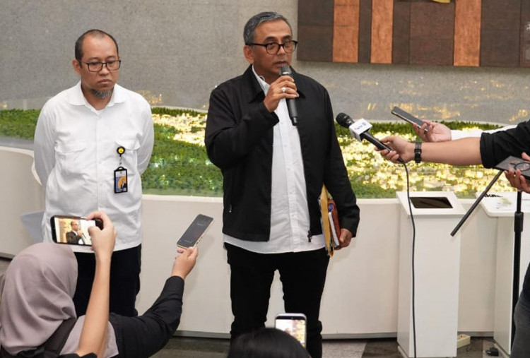 Hoaks! Kabar Anak Menteri PU Nonton Final Piala Dunia Pakai APBN