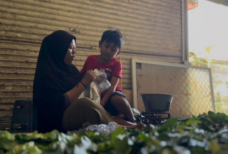 Inspiratif! Kisah Wulan Bangkit dari Titik Terendah dan Kini Miliki Rumah