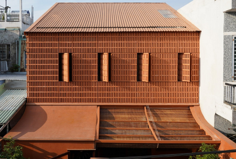 Terracotta Breath, Arsitektur Rumah Bernapas untuk Tiga Generasi di Da Nang, Vietnam