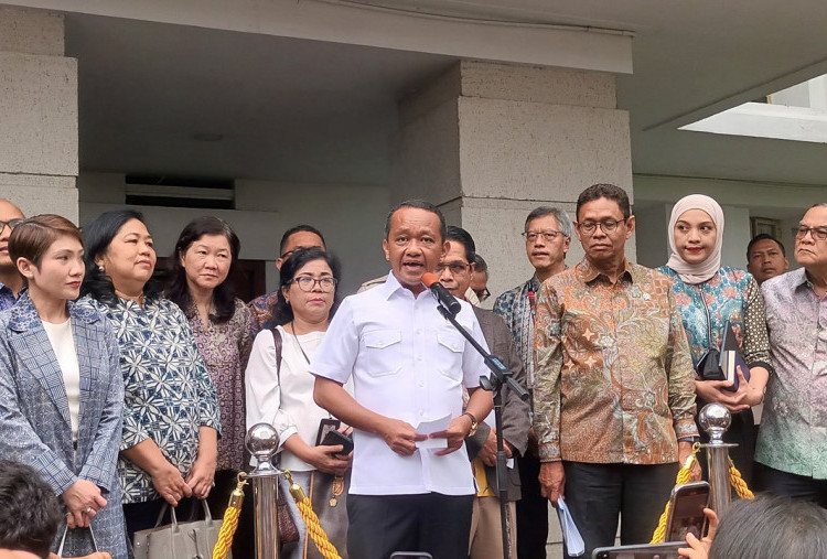 Bahlil Ungkap SPBU Swasta Sepakat Kolaborasi Distribusi BBM dengan Pertamina, Barang Masuk Indonesia dalam 7 Hari