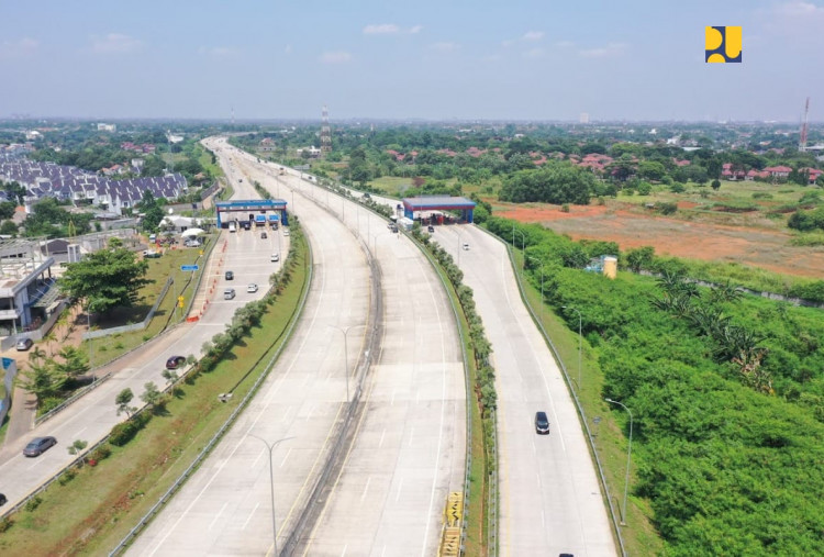 Jelang Nataru, Pengelola Jalan Tol Trans Jawa Siapkan Derek Hingga Antisipasi Genangan Air