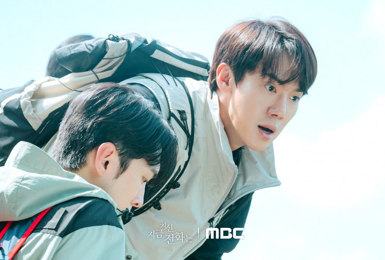 When the Phone Rings Episode 6: Yoo Yeon Seok Panik Chae Soo Bin Tiba-Tiba Menghilang