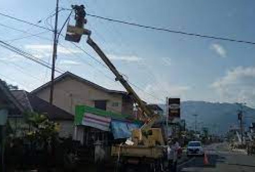 Desa Karang Dapo Atas  Minta PLN Muara Aman Tambah 22 Unit Tiang Listrik  