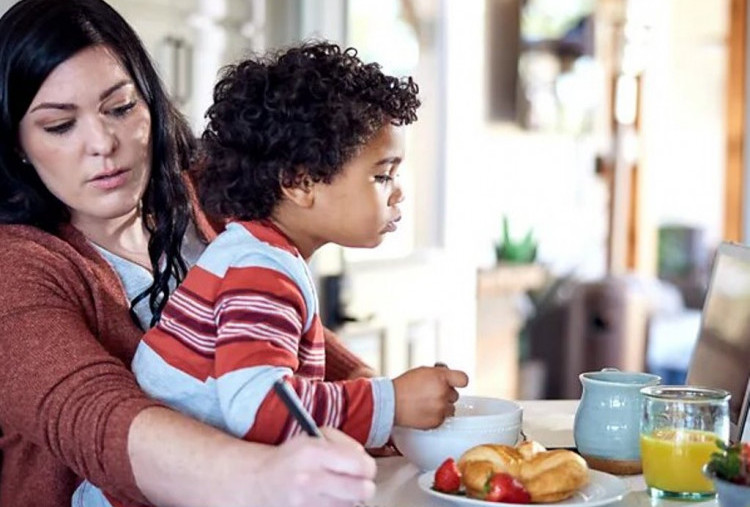 8 Kondisi Mental Perempuan yang Membuatnya Kelelahan: Bukan Ringkih, Tapi Memang Letih