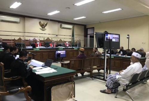 Sidang Hakim Di-OTT KPK: Suap Diambil dari Uang Fee Jasa Hukum