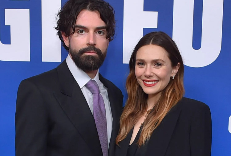 Elizabeth Olsen Hamil Anak Pertama, Baby Bump Tertangkap Kamera di Los Angeles!