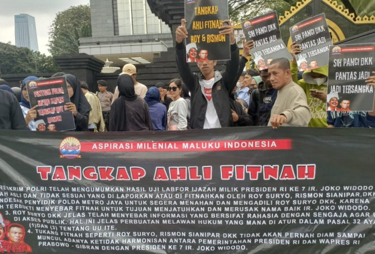 Dianggap Tebar Fitnah Soal Ijazah Jokowi, AMMI Desak Polda Metro Tangkap Roy Suryo Cs!