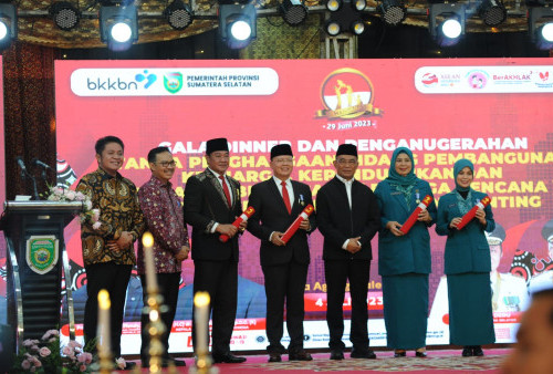 Hari Keluarga Nasional 2023: Gubernur Kepri dan Bengkulu Dapat Penghargaan dari BKKBN