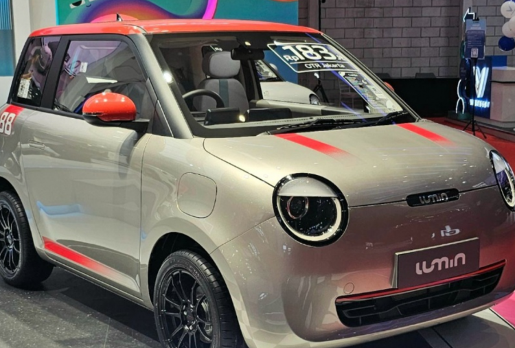 Changan Lumin Modifikasi Curi Perhatian di IIMS 2026, Mobilnya Anak Muda!