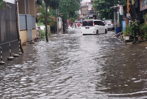 Banjir Jakarta Meluas, BPBD: Tiga Pintu Air Siaga 3