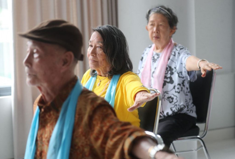 Nimbrung Acara Kumpul Para Lansia di Atedia Senior Center Surabaya: Raga Boleh Tua, Jiwa Harus Bahagia