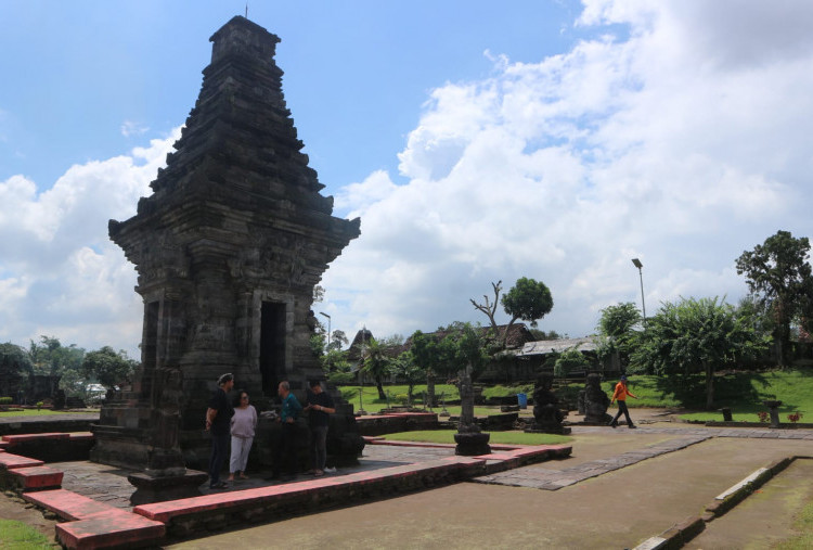 Candi Panataran, Napak Tilas Tiga Zaman