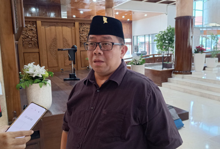 PDIP Kritik Kebijakan WFH Rabu, Sebut Kinerja Pemprov Jatim Bisa Terfragmentasi