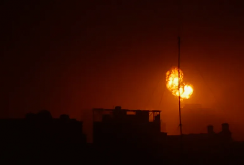 Israel Mulai Merusak Gaza Selatan, Rumah Sakit Nasser Dihujani Bom  