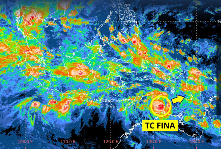 Sistem 97S Berevolusi Menjadi Siklon Tropis FINA, Wilayah Indonesia Timur Waspada Cuaca Esktrem