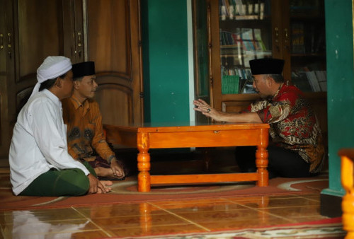 Silaturahmi ke Ponpes Hidayatul Fudhola, Pj Bupati Ajak Kiyai dan Santri Jaga Muba
