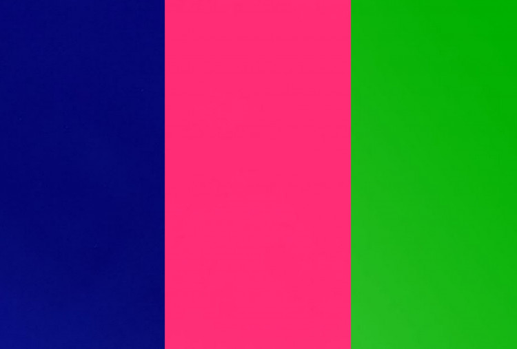 Tren Warna Resistance Blue, Brave Pink, dan Hero Green Jadi Fashion Statement