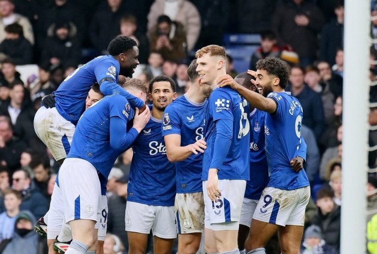 Tottenham Nyaris Bangkit, Everton Menang 3-2 di Goodison Park