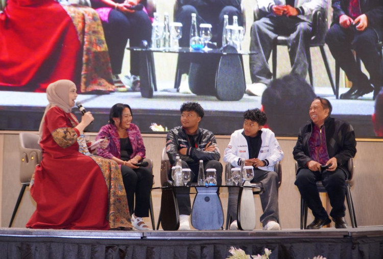 Perayaan Empat Dekade Kiprah Aucky Hinting, 40 Years of Growing Life (1): Nyalakan Harapan 20 Ribu Pasangan