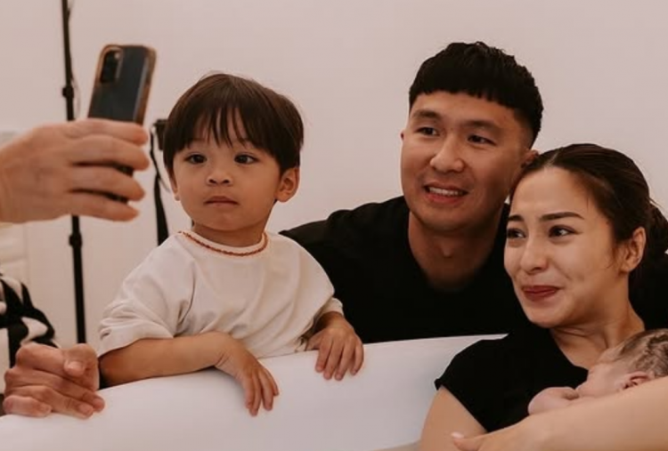 Nikita Willy Melahirkan Anak Kedua Pakai Metode Water Birth, Apa Itu?