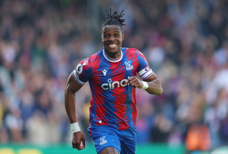 AS Roma Lirik Wilfried Zaha untuk Tambal Sayap Kiri