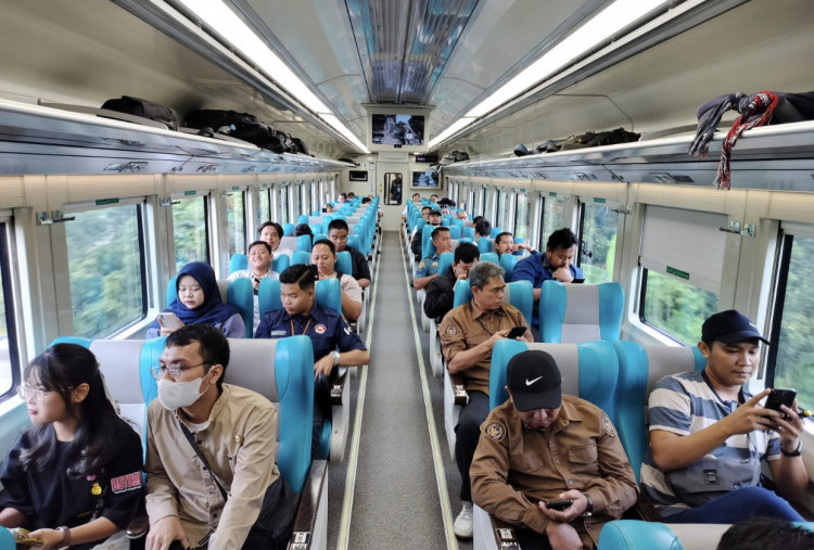 Layanan Direct Train Gambir-Yogyakarta Cuma 6 Jam, Kelas Eksekutif Hanya Rp400 Ribuan Sambut Nataru