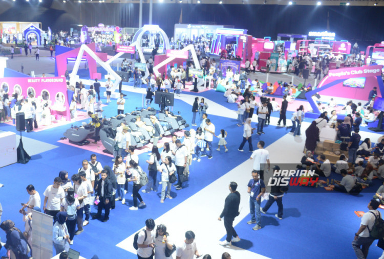 Dalam memperkuat infrastruktur digital, XLSMART telah menghadirkan layanan 5G dengan cakupan di 33 kota dan kabupaten. Langkah ini membuka peluang pengembangan ekosistem digital, termasuk Internet of Things (IoT), layanan berbasis cloud, serta solusi digital untuk berbagai sektor industri yang tengah bertransformasi.