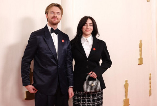 Billie Eilish dan Mark Ruffalo Pakai Pin Merah di Oscars 2024, Ternyata Tujuannya Mulia
