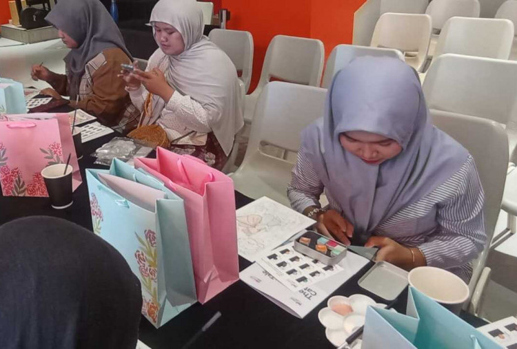 Watercolor Workshop Pungkasi Creative Space 2026 di Universitas Ciputra Surabaya