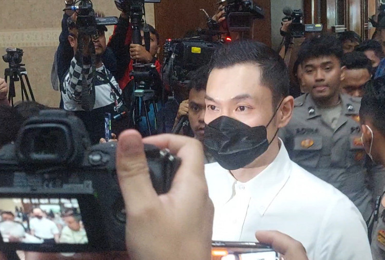 Rapi Paripurna, Begini Model Rambut Harvey Moeis saat Hadiri Sidang Vonis Korupsi Timah Rp300 Triliun