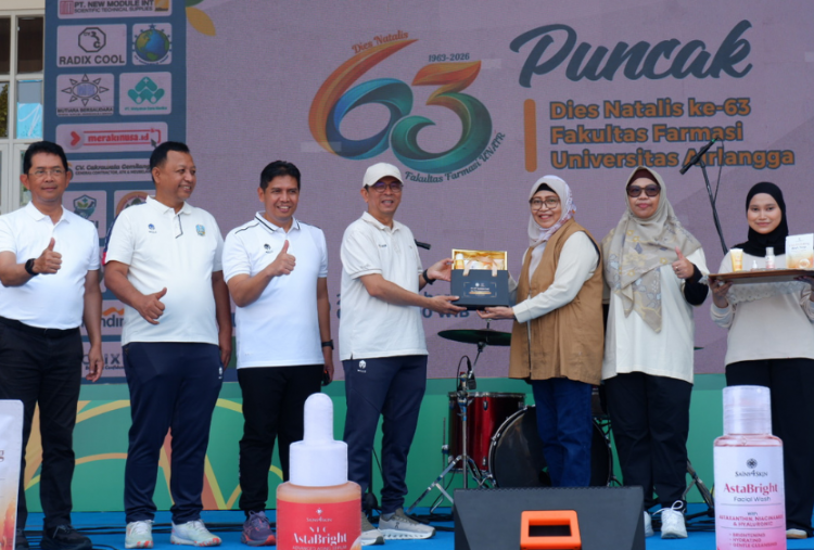 Puncak Dies Natalis ke-63, Fakultas Farmasi Unair Luncurkan Empat Kosmetika Hasil Riset  