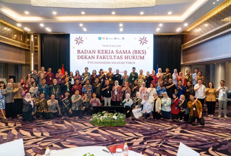FH Unesa Sukses Gelar Pertemuan BKS Dekan Fakultas Hukum PTN Indonesia Wilayah Timur 2026
