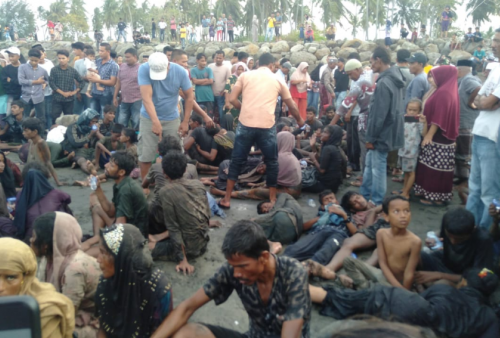 Viral Ratusan Imigran Rohingya Terdampar di Aceh Setelah Sebulan Terombang Ambing
