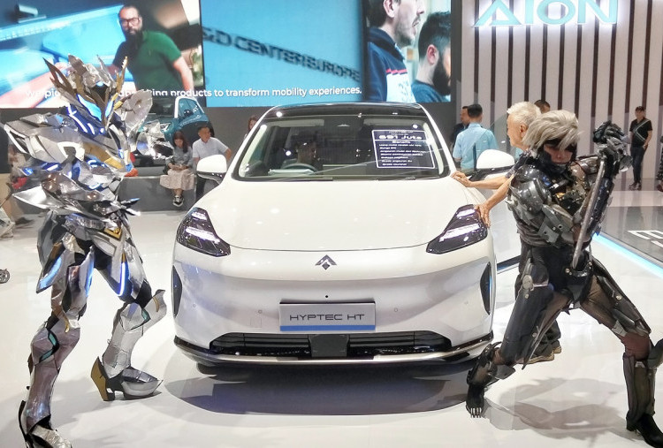 Hyptec HT: Mobil Listrik Mewah Rasa Private Jet, Dibuat untuk Keluarga Indonesia