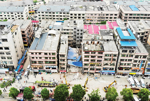 Gedung Runtuh di Changsha Tewaskan 53 Orang
