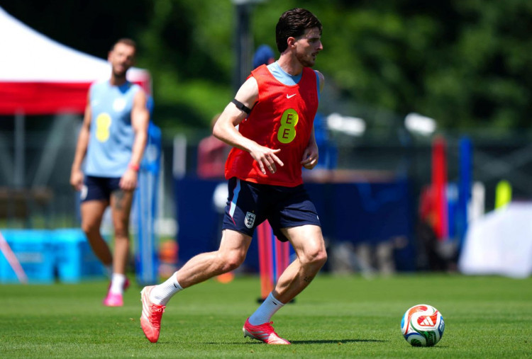 Jelang Inggris vs Ghana, Declan Rice Ungkap Cedera yang Disembunyikan Berbulan-Bulan