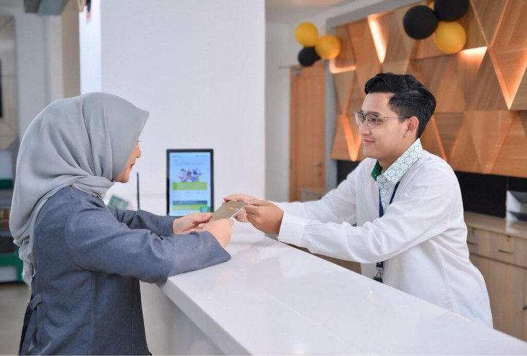 Gadai Emas Pegadaian vs Bank Syariah, Solusi Modal Usaha Tanpa Kehilangan Aset